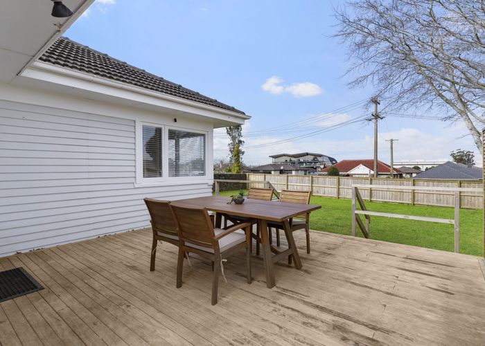  at 3/98 Kenderdine Road, Papatoetoe, Manukau City, Auckland