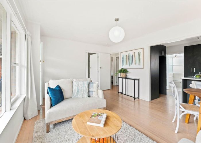  at 3/10 Nile Road, Milford, Auckland