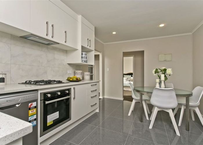  at 24 Reid road, New Lynn, Waitakere City, Auckland