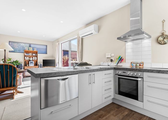  at 4/98 Warrington Street, Mairehau, Christchurch City, Canterbury
