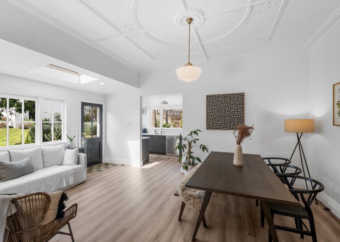  at 15 Northview Crescent, Belleknowes, Dunedin
