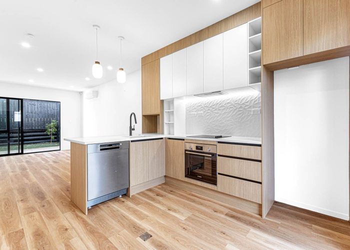  at 10C & 10D Keate Place, Mount Wellington, Auckland City, Auckland