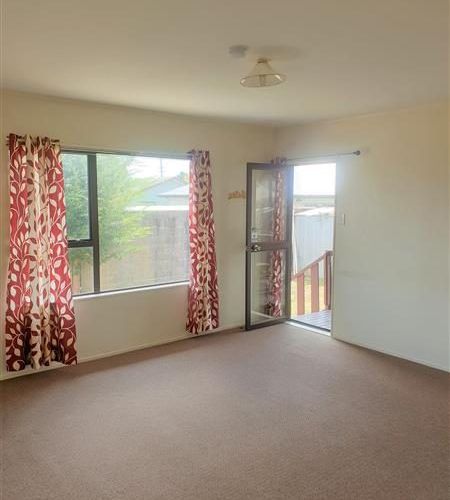  at 2/6 Fleming St, Manurewa East, Manukau City, Auckland