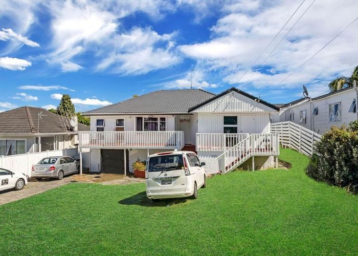  at 233 Great South Road, Manurewa, Manukau City, Auckland