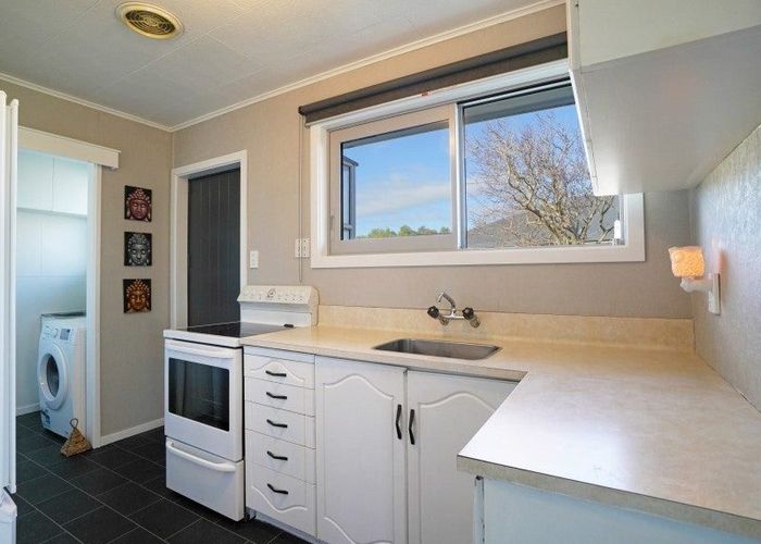  at 29 Harvey Street, Grasmere, Invercargill, Southland