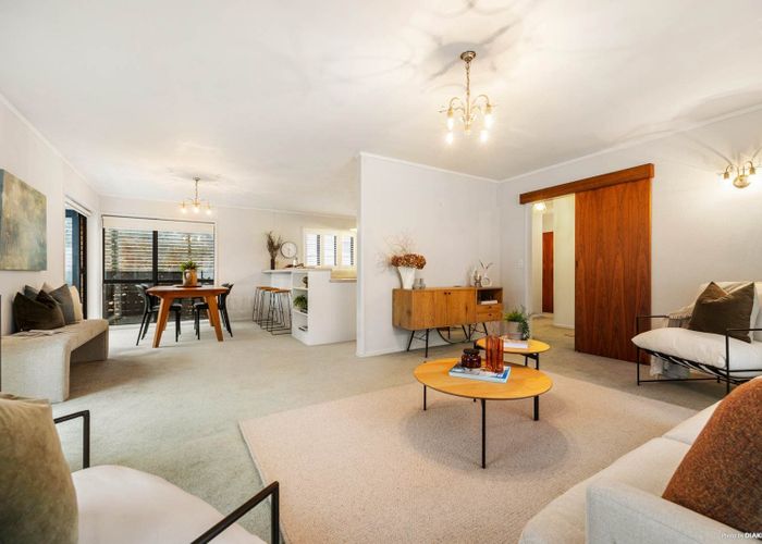  at 1/11 Smale Street, Point Chevalier, Auckland City, Auckland
