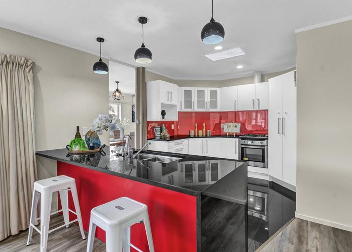  at 46 Golfland Drive, Golflands, Auckland