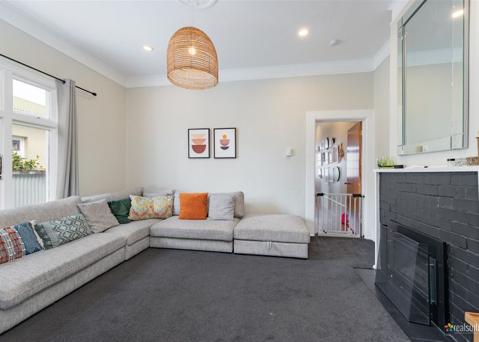  at 55 Riddlers Crescent, Petone, Lower Hutt