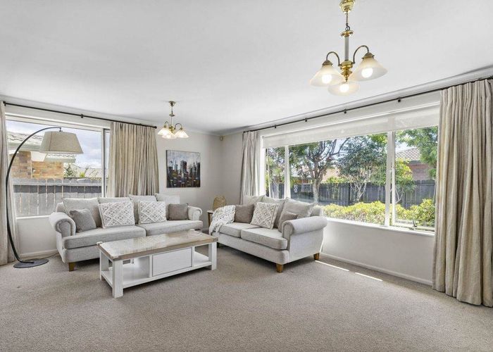  at 29 Ambleside Drive, Northpark, Auckland