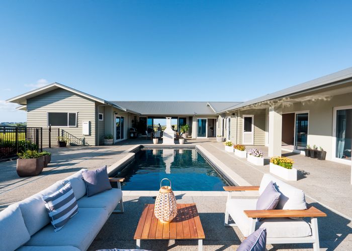  at 405 Taiharuru Road, Taiharuru, Parua Bay