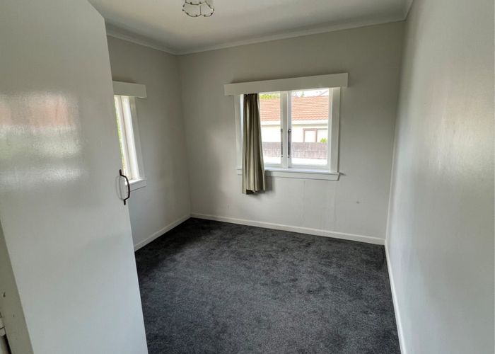  at 55 Sunrise Ave, Murrays Bay, North Shore City, Auckland