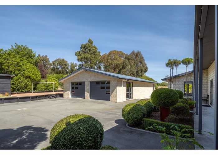  at 12 Dry Hills Rise, Riverlands