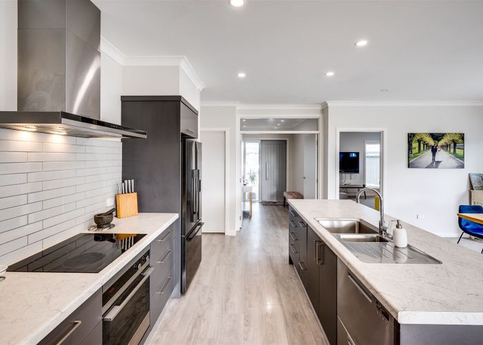  at 28 Hurunui DR, MEEANEE, NAPIER