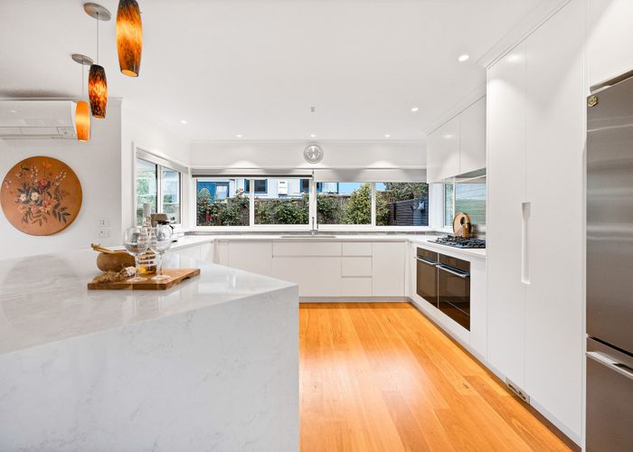  at 14 Pounamu Avenue, Greenhithe, North Shore City, Auckland