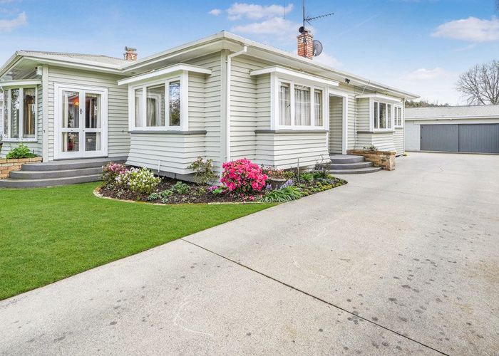  at 11 Gillies Avenue, Claudelands, Hamilton