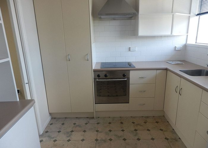  at 2/48 Kitchener Square, Timaru, Timaru, Canterbury