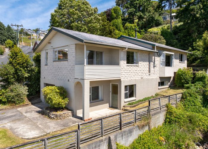  at 30 Leckhampton Court, Clyde Hill, Dunedin