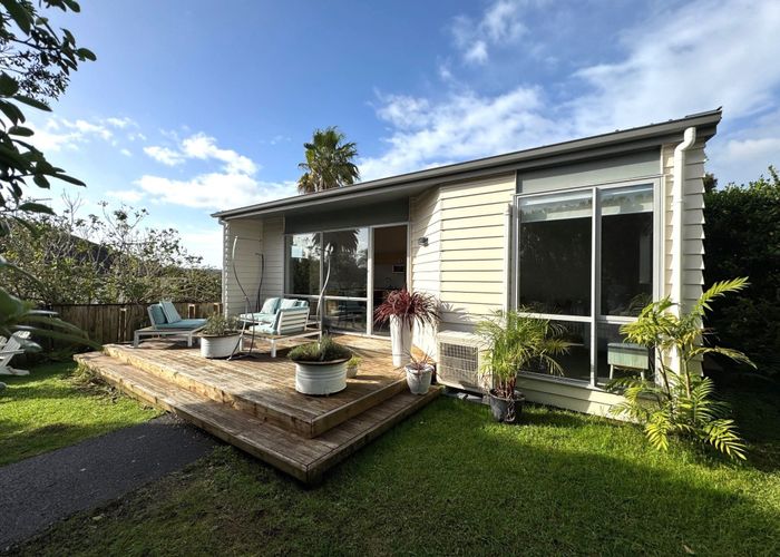  at 39A Fairclough Road, Beach Haven, North Shore City, Auckland