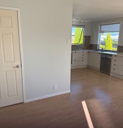  at 1/32 Teal Crescent, Beach Haven, North Shore City, Auckland