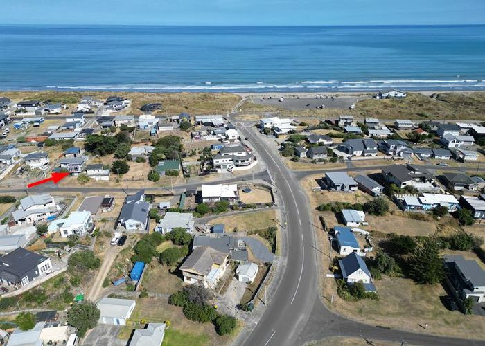  at 22 Nelson Street, Foxton Beach, Foxton