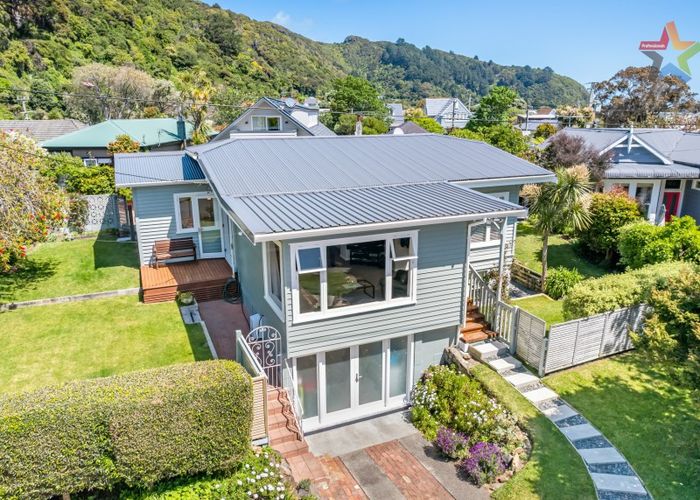  at 9 Puriri Street, Eastbourne, Lower Hutt