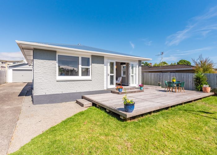  at 16 Anthony Grove, Paraparaumu Beach, Paraparaumu