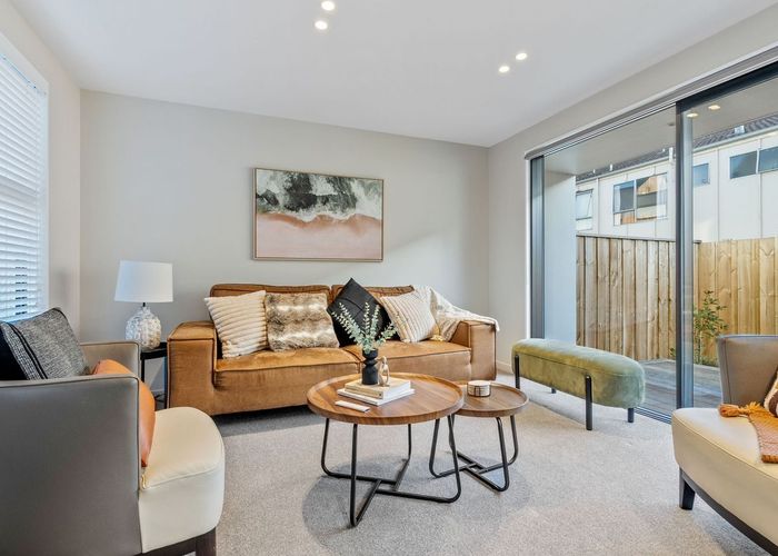  at 2/10 Hurley Street, City Centre, Christchurch City, Canterbury