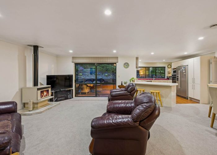  at 361b Paremoremo Road, Paremoremo, North Shore City, Auckland