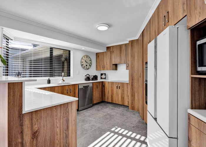  at 27 Whiteley Street, Moturoa, New Plymouth, Taranaki
