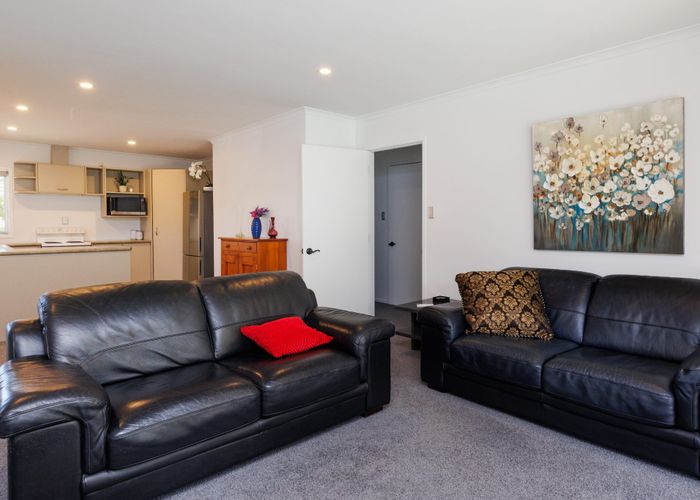  at 3 Foxtail Fern, Kelvin Grove, Palmerston North
