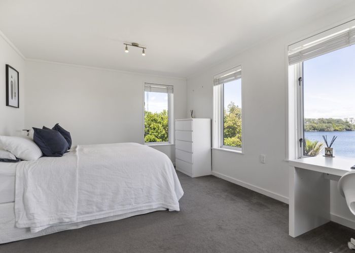  at 1/38 Kitchener Rd, Milford, North Shore City, Auckland