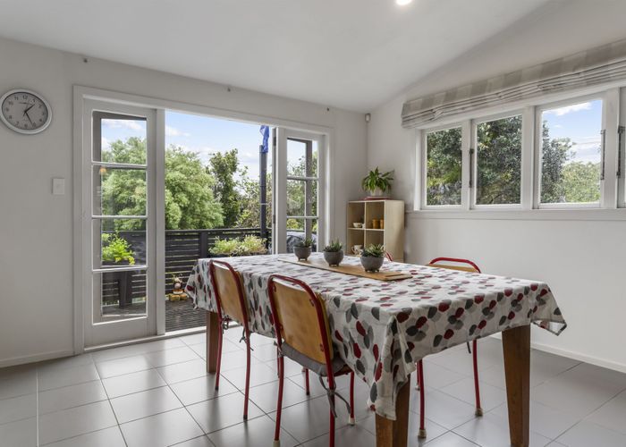  at 37 Roberton Road, Avondale, Auckland City, Auckland