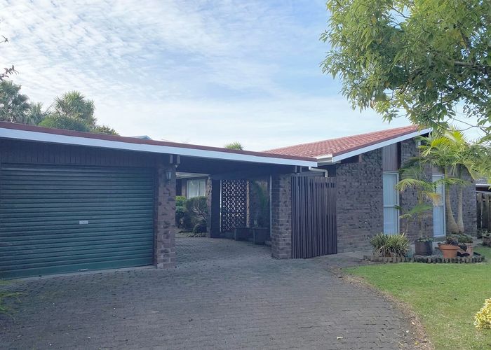  at 31 Beechdale Crescent, Pakuranga Heights, Manukau City, Auckland