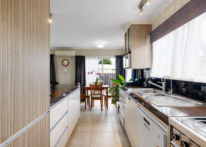  at 384A Kahikatea Drive, Dinsdale, Hamilton