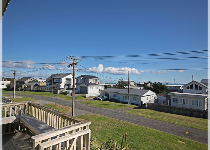  at 31 Nelson Street, Foxton Beach, Foxton
