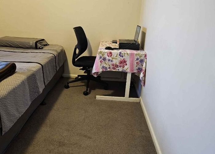  at 4/2 Wairiki Rd, Mount Eden, Auckland City, Auckland