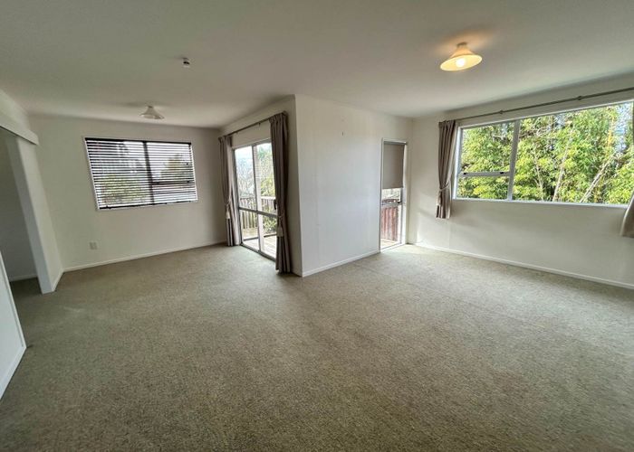  at 11 Tableau Place, Totara Vale, North Shore City, Auckland