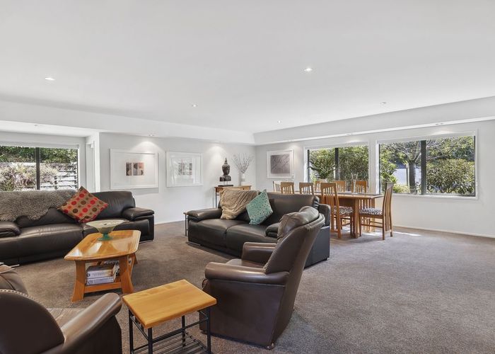  at 10 Hadley Close, Glenleith, Dunedin