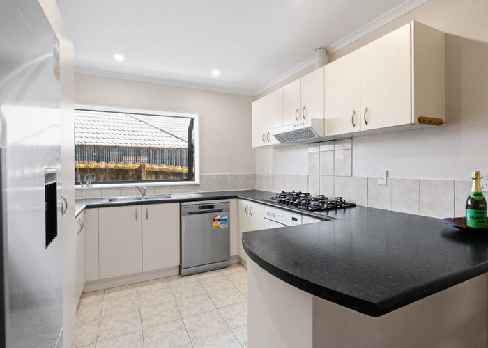  at 94 Pitt Avenue, Clendon Park, Auckland