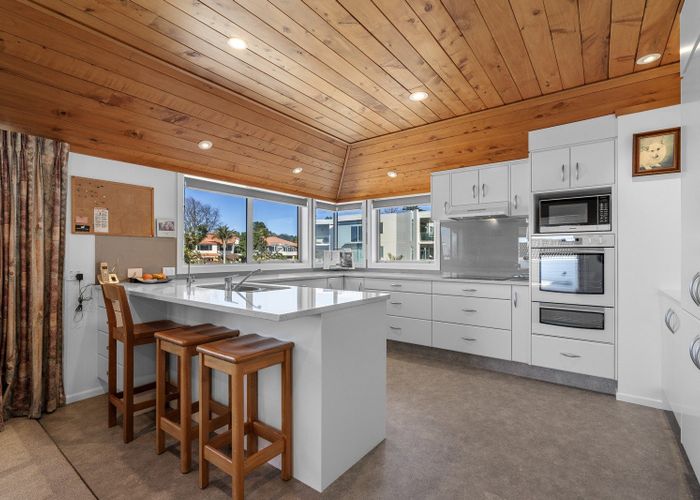  at 4/51 Cliff Road, Tauranga, Tauranga