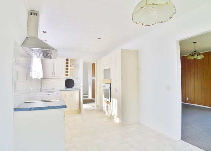  at 14 Ewbank Place, Manurewa, Manukau City, Auckland