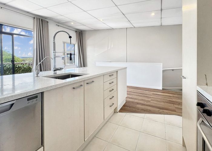  at 11/13 Laidlaw Way, East Tamaki, Manukau City, Auckland