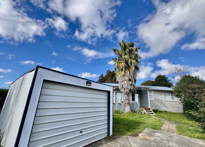  at 1/37 Milmay Road, Henderson, Waitakere City, Auckland