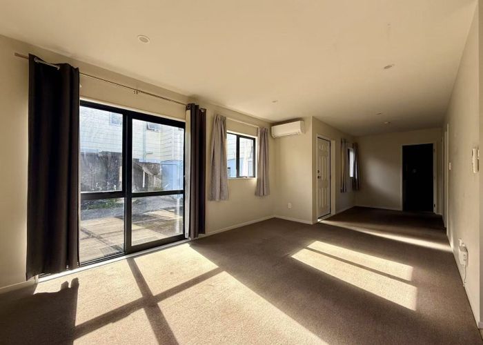  at 25a Leo Street, Glen Eden, Waitakere City, Auckland