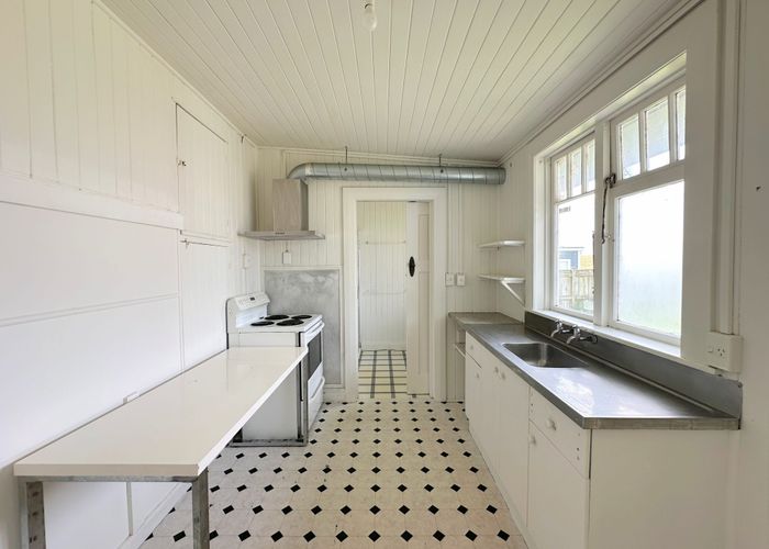  at 21 Crown Road, Paerata, Pukekohe