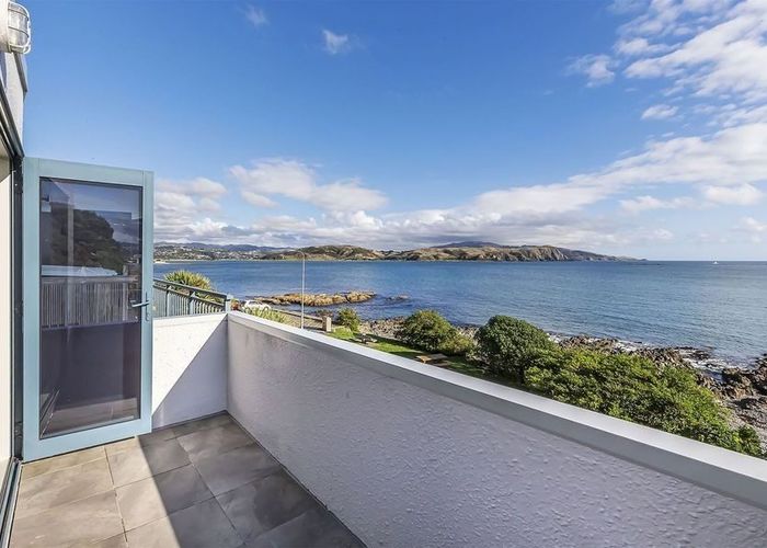  at 30 Moana Road, Plimmerton, Porirua, Wellington