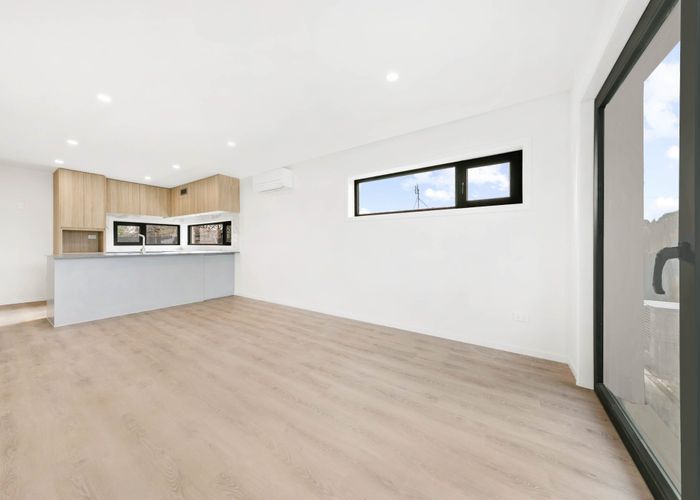  at Lot 4/23 & 25 Sullivan Avenue, Mangere Bridge, Manukau City, Auckland