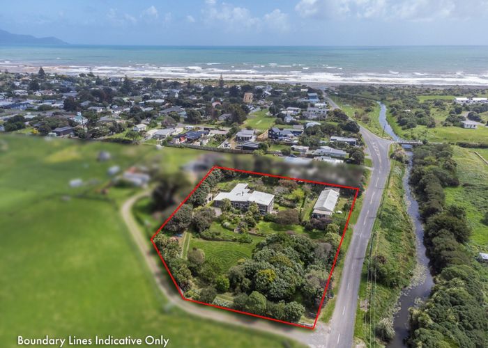  at 323 Te Horo Beach Road, Te Horo Beach, Ōtaki