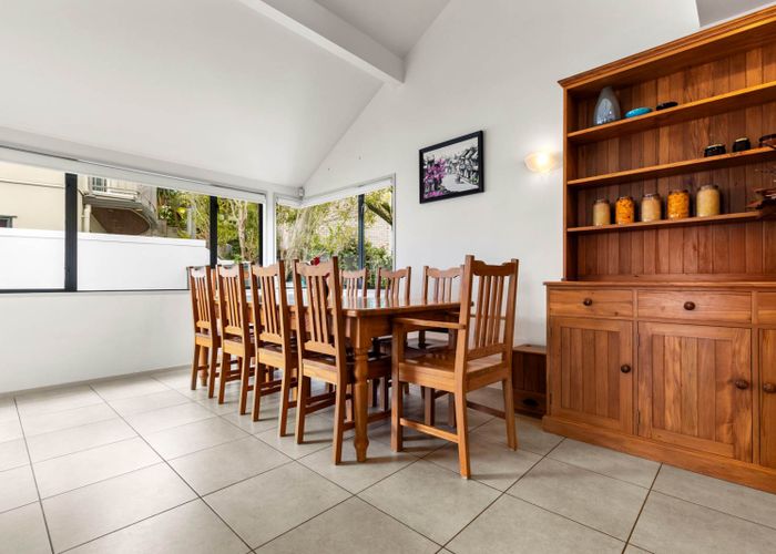  at 2/12 Glover Road, St Heliers, Auckland