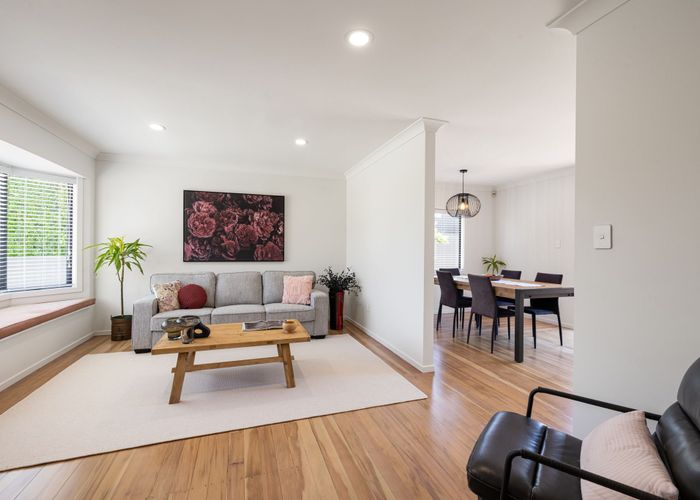  at 2/112 Beerescourt Road, Beerescourt, Hamilton, Waikato